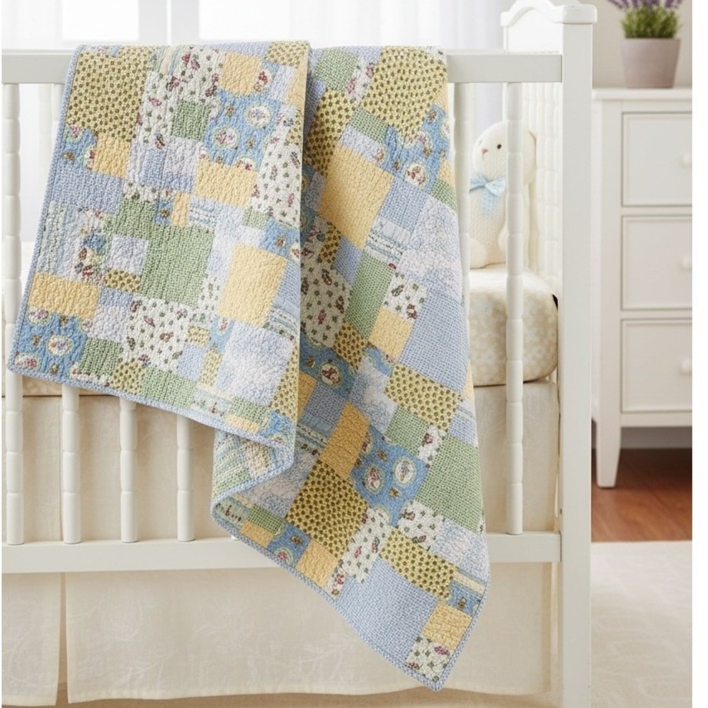 Beatrix Potter Peter Rabbit Baby‎ Quilt 42x36 Pastel Patchwork Nursery